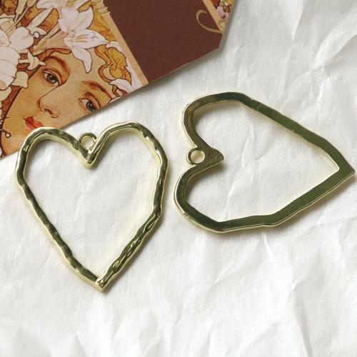 Zinc Alloy Heart Pendants DIY Sold By PC