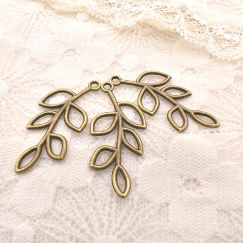 Pendentifs en alliage de zinc, branche, Plaqué de couleur de bronze antique, DIY, 41x20mm, 100PC/sac, Vendu par sac