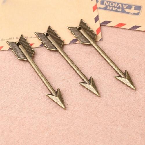 Sinc Alloy Pendants, Arrow, plátáilte, DIY, dathanna níos mó le haghaidh rogha, 12x62mm, 100ríomhairí pearsanta/Mála, Díolta De réir Mála