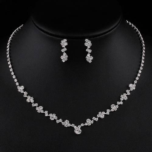 Parures de bijoux en alliage zinc, Boucle d’oreille stud & Bracelet & collier, alliage de zinc, Placage, pour femme & avec strass, argent, Necklace 46cm, bracelet 18cm, stud earrings 2.4CM, Vendu par fixé