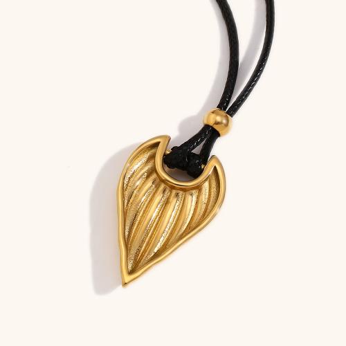 Collier de bijoux en acier inoxydable, Acier inoxydable 304, avec cordon en cuir, coeur, Placage de couleur d'or, pour femme, Vendu par PC