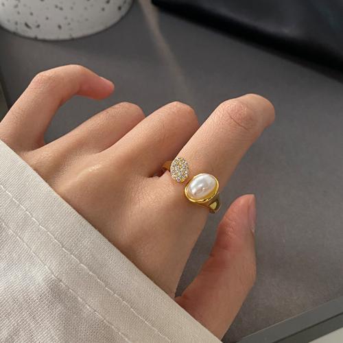 Brass Finger Ring with Plastic Pearl gold color plated fashion jewelry & with rhinestone golden nickel lead & cadmium free The inner diameter is about 1.7cm Sold By PC