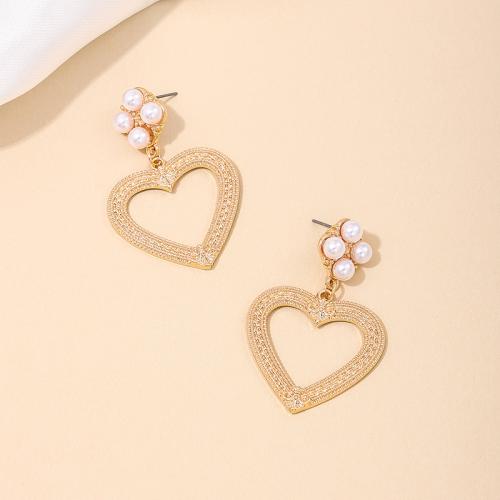 Zinc Alloy Stud Earring with Plastic Pearl Heart plated for woman gold Sold By Pair