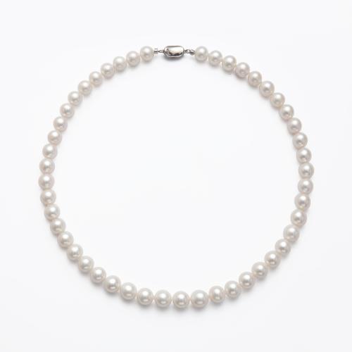 Natural Freshwater Pearl Necklace with 5CM extender chain for woman Length 40 cm Sold By PC