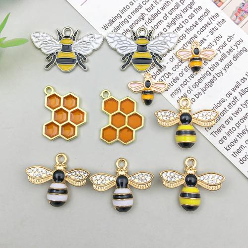 Zinc Alloy Enamel Pendants Bee plated DIY Sold By Bag