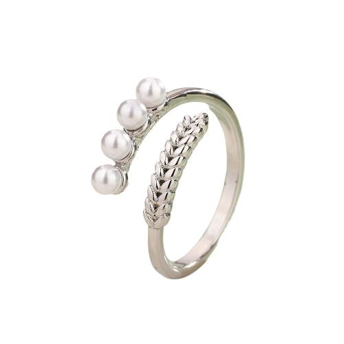 Messing ringen, met Plastic Pearl, plated, voor vrouw, platina kleur, Verkocht door PC