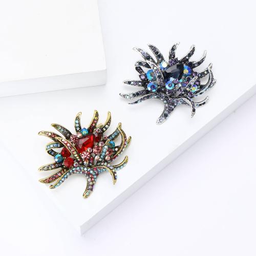 Zinc Alloy Brocher, Flower, forgyldt, for kvinde & med rhinestone, flere farver til valg, nikkel, bly & cadmium fri, Solgt af PC