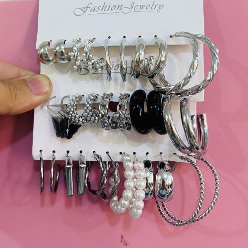 aleación de zinc Aretes, con Perlas plásticas & Acrílico, chapado, diferentes estilos para la opción & para mujer, earring length 20-50mm, Vendido por Set