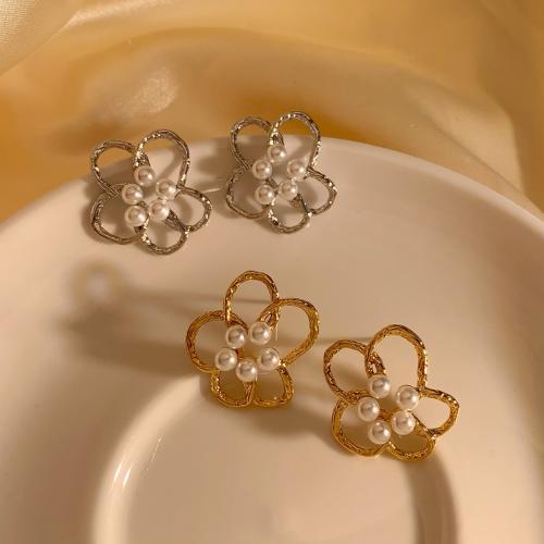 Stainless Steel Stud Earrings 304 Stainless Steel with Plastic Pearl Flower plated fashion jewelry Sold By Pair