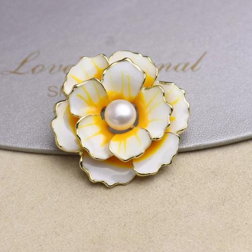 Zinc Alloy Brooch with Plastic Pearl Flower gold color plated for woman & enamel 37mm Sold By PC