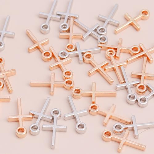 Zinklegering Cross Hangers, Zinc Alloy, Oversteken, plated, DIY, meer kleuren voor de keuze, 40pC's/Bag, Verkocht door Bag