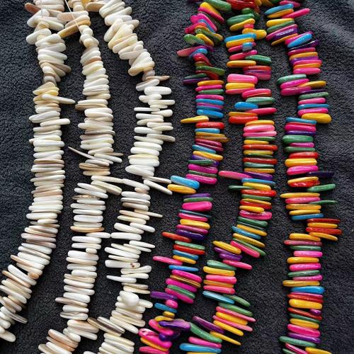 Natuurlijke Gekleurde Shell Kralen, Freshwater Shell, Onregelmatige, DIY, meer kleuren voor de keuze, about:15-22mm, Ca 140pC's/Strand, Verkocht door Strand