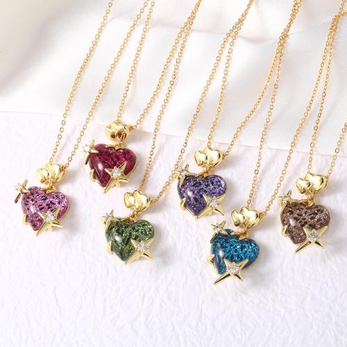 Collier en laiton cubique Zircon Micro Pave, avec Acrylique, avec 5cm chaînes de rallonge, coeur, Placage de couleur d'or, bijoux de mode & pavé de micro zircon, plus de couleurs à choisir, protéger l'environnement, sans nickel, plomb et cadmium, Longueur 45 cm, Vendu par PC