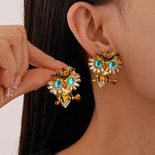 Zinc Alloy Stud Earring Owl gold color plated fashion jewelry & with rhinestone golden nickel lead & cadmium free Sold By Pair