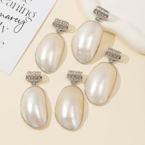 Shell Pendants Zinc Alloy with Shell Bee silver color plated DIY white nickel lead & cadmium free Sold By PC