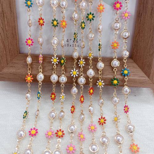 Gemstone Beaded kæde, Messing, med Plastic Pearl, Flower, guldfarve belagt, du kan DIY & emalje, blandede farver, nikkel, bly & cadmium fri, 10m/Bag, Solgt af Bag