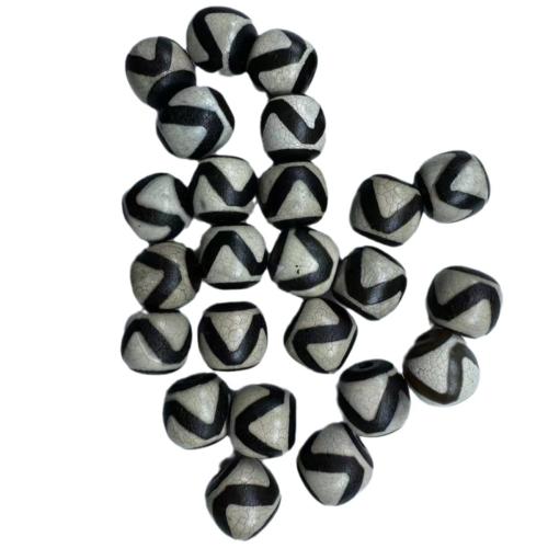 Natural Tibetan Agate Dzi Beads DIY black Sold By PC