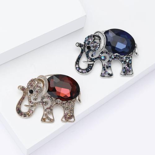 Zinklegierung Broschen, Elephant, plattiert, für Frau & mit Strass, keine, frei von Nickel, Blei & Kadmium, verkauft von PC
