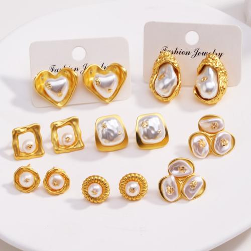 Messing oorbelknoppen, Titanium Staal, met Plastic Pearl, 18K verguld, mode sieraden & verschillende stijlen voor de keuze & voor vrouw, meer kleuren voor de keuze, Verkocht door pair
