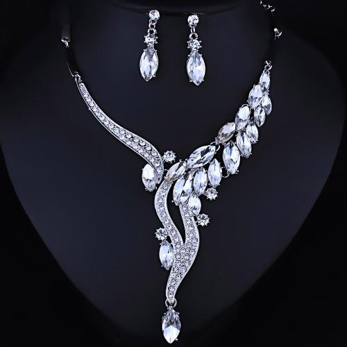 Cink Alloy Nakit Set, naušnica & ogrlica, s Kristal, s 2.4inch Produžetak lanac, pozlaćen, 2 komada & za žene & s Rhinestone, više boja za izbor, earring length 37mm, Dužina Približno 16.9 inčni, Prodano By Set