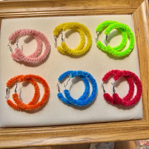 Pluche Hoop Earring, met Zinc Alloy, Donut, mode sieraden & voor vrouw, meer kleuren voor de keuze, 50mm, Verkocht door pair