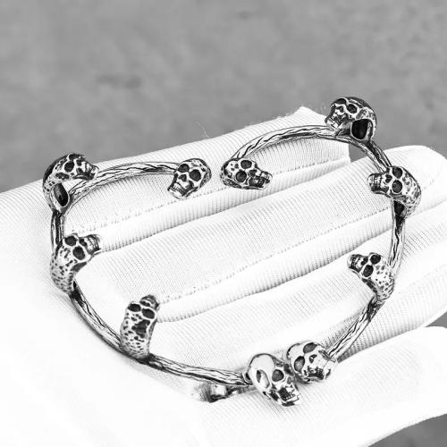 Zinc Alloy Earring Wrap Skull antique silver color plated vintage & for woman Sold By PC