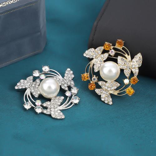 Zinc Alloy Brooch with Plastic Pearl Flower gold color plated Unisex & with rhinestone Sold By PC