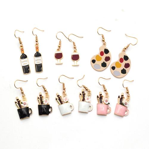 alliage de zinc Boucle d'oreille goutte, Placage de couleur d'or, styles différents pour le choix & pour femme & émail, earring length 50-70mm, Vendu par paire
