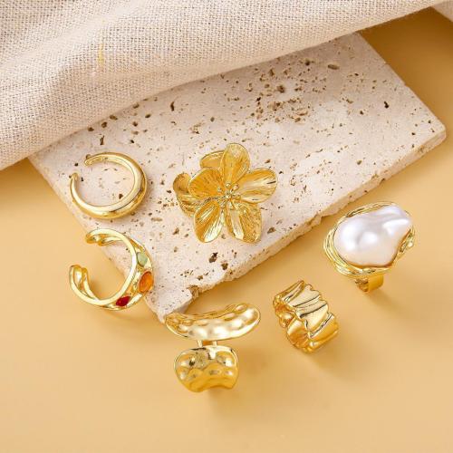 Cink Alloy Ring Set, Cink ötvözet, -val Kristály & Műanyag Pearl, galvanizált, 6 darab & divat ékszerek & a nő, aranysárga, Által értékesített Set