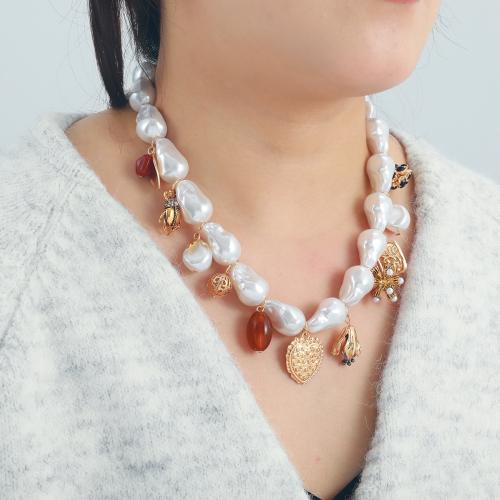 Zinklegering halskettingen, Zinc Alloy, met Plastic Pearl, gold plated, mode sieraden, meer kleuren voor de keuze, Verkocht door PC