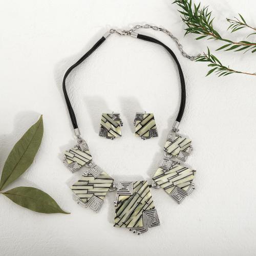 Cink ötvözet Jewelry Set, Stud fülbevaló & nyaklánc, -val bőr kábelt & Palló, galvanizált, 2 darab & Kétrétegű & a nő, Által értékesített Set