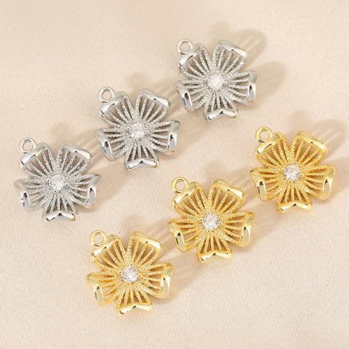 metal colgante, Flor, chapado, Bricolaje & micro arcilla de zirconia cúbica, más colores para la opción, libre de níquel, plomo & cadmio, 10PCs/Bolsa, Vendido por Bolsa