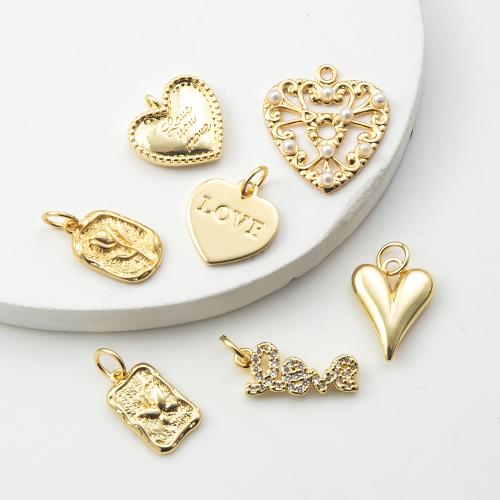 Messing hanger met micro-paved kubieke zirconia's, met Plastic Pearl, plated, DIY & micro pave zirconia, gouden, nikkel, lood en cadmium vrij, 17.30x2.70x19.10mm, Verkocht door PC