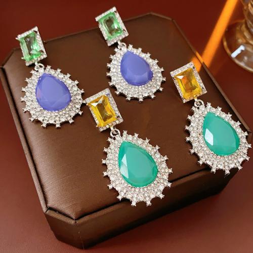 aleación de zinc Pendientes con Colgantes, Gota, chapado, para mujer & con diamantes de imitación, más colores para la opción, 28x54mm, Vendido por Par