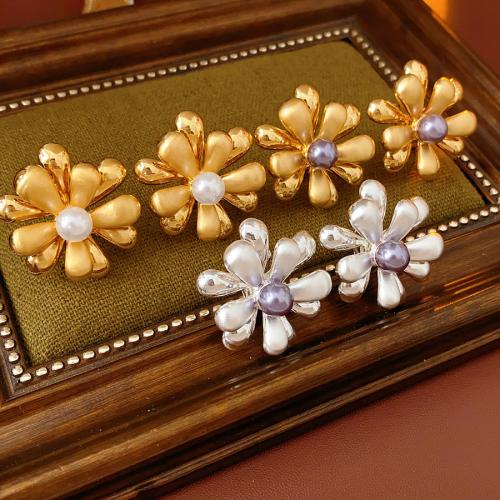 Sinc Alloy Graí Earring, le Pearl Plaisteacha, Flower, plátáilte, jewelry faisin & do bhean, dathanna níos mó le haghaidh rogha, Díolta De réir Péire