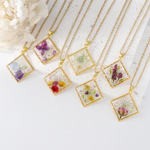 Zinc Alloy Necklace with 304 Stainless Steel Chain & Dried Flower & Resin handmade fashion jewelry & for woman golden Length Approx 45 cm Sold By Bag