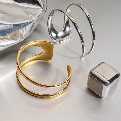 Rostfritt stål Armring, 304 rostfritt stål, med Titan Stål, guldfärg pläterade, mode smycken, fler färger för val, Säljs av Bag
