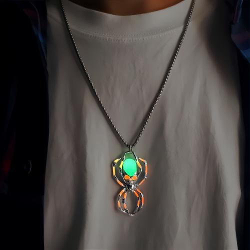 i mørke Halskæde, 304 rustfrit stål, med Zinc Alloy, Spider, guldfarve belagt, mode smykker & luminated, flere farver til valg, Solgt af PC