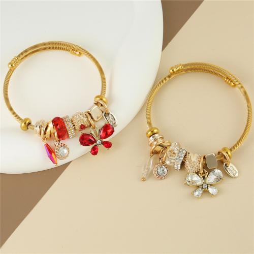 304 roestvrij staal Europese manchet Bangle, plated, mode sieraden & voor vrouw & met strass, meer kleuren voor de keuze, The diameter is approximately 5.5CM, Verkocht door PC
