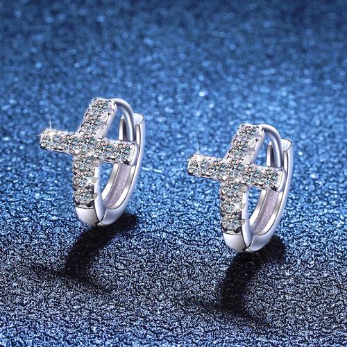 925 Srebro Huggie Hoop Kolczyk, ze Okręg wyborczy Moissanite, Krzyż, Platerowane platyną, biżuteria moda & dla kobiety, 9x11.50mm, sprzedane przez para