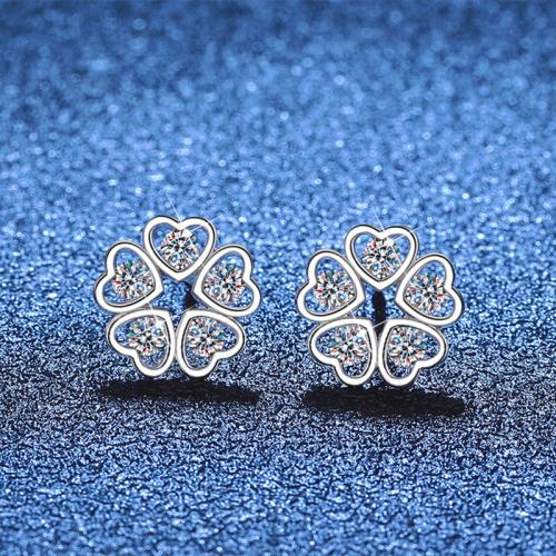 925 sterling silver Stud Earring, med Moissanite (på), Blomma, platinerade, för kvinna & ihålig, Säljs av Par