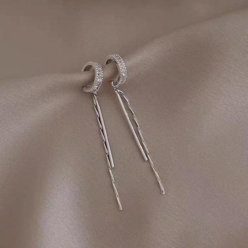Zink Alloy Örhänge Manschett, silver pläterad, för kvinna & med strass, 50x10mm, Säljs av Par