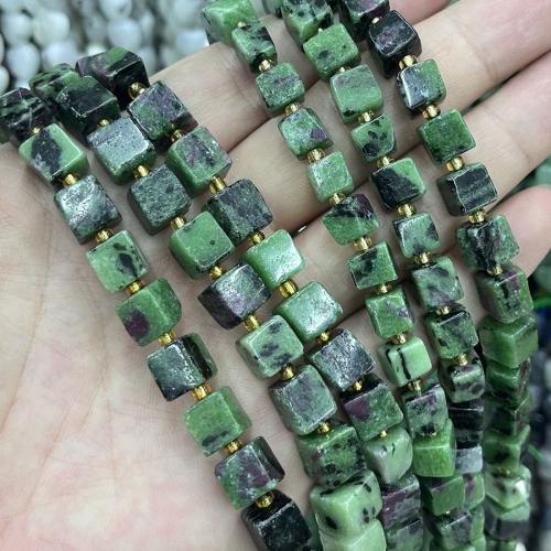 Ruby i Zoisite Bead, Cearnóg, DIY, dathanna measctha, Díolta Per Thart 38 cm Snáithe