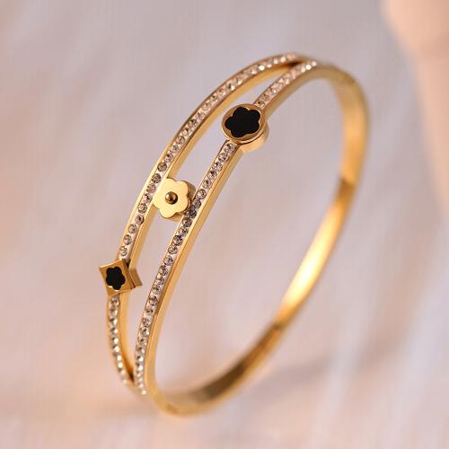 Acier titane bracelet ordinaire, Placage de couleur d'or, pour femme & avec strass & creux, Diamètre intérieur:Environ 60mm, Vendu par PC