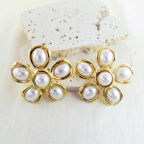 Stainless Steel Stud Øreringe, 304 rustfrit stål, med Plastic Pearl, Flower, 18K forgyldt, mode smykker & for kvinde, Solgt af par