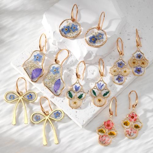 Pendientes de Aleación de Zinc, Plástico, con Flores secas & aleación de zinc, engomada de gota, Joyería, más colores para la opción, Vendido por Par