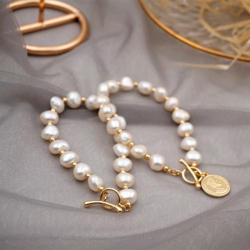 Freshwater Kulturperler Pearl Bracelet, Ferskvandsperle, med Messing, Barok, 18K forgyldt, mode smykker, flere farver til valg, Solgt Per 18 cm Strand