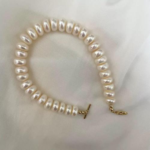 Freshwater Kulturperler Pearl Bracelet, Ferskvandsperle, med Messing, Flad Rund, forgyldt, mode smykker, flere farver til valg, 6x7mm, Solgt af Strand