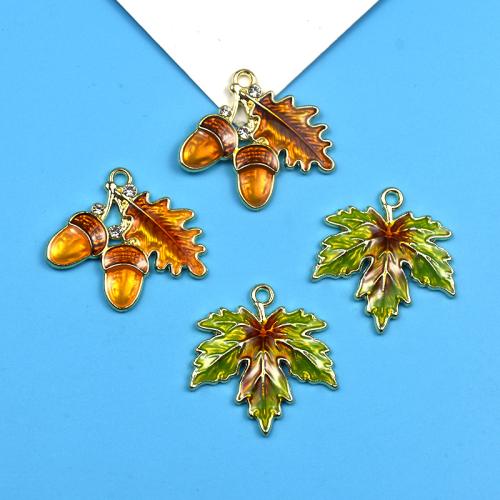 Zinc Alloy Enamel Pendants Leaf DIY Sold By Bag