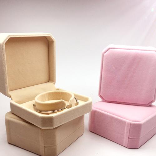 Puuvillasametti Rannekoru Box, Pölytiivis, enemmän värejä valinta, 90x90x40mm, Myymät PC